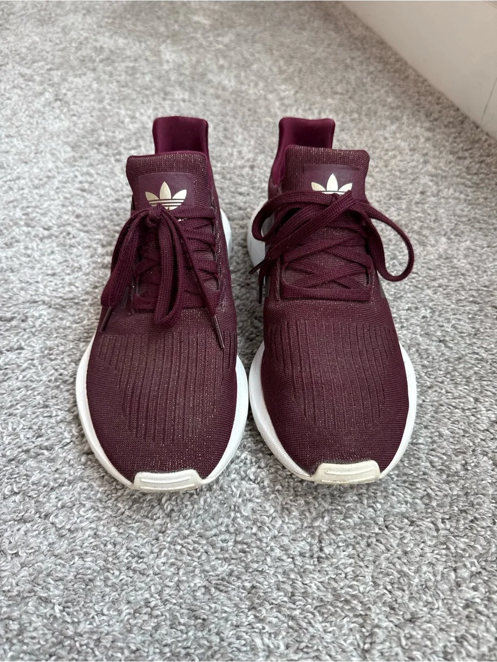 ADIDAS Swift Run